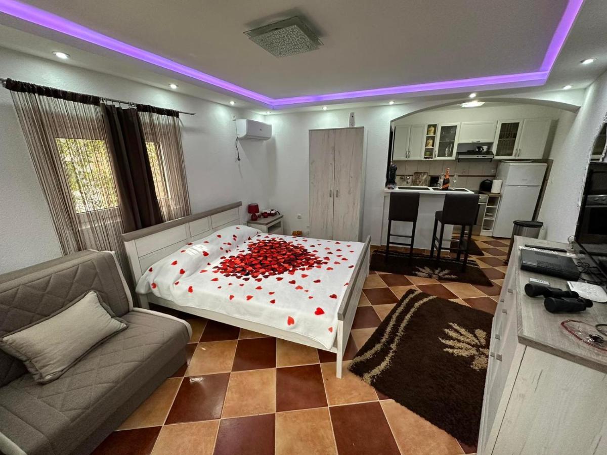 Sunshine Apartment With Private Pool And Parking Kotor Exterior foto